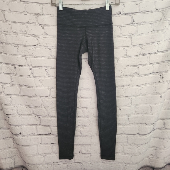 Lululemon Wunder Under Leggings - Picture 1 of 5